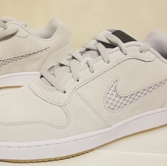 Nike Ebernon Low PREM Men size 9 NWT Nike Ebernon Low PREM Men size 9 NWT